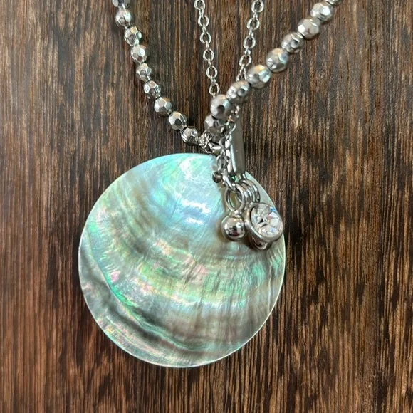 Cookie Lee Mother of Pearl Necklace - Picture 2 of 9